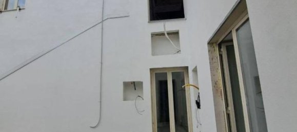 3 rooms Apartment in Marigliano, Italy No. 83081 12