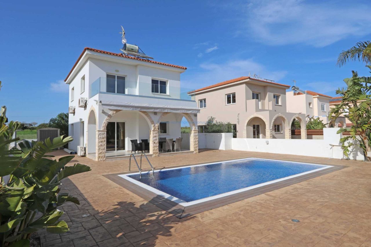 Дом с 3 спальнями в Айя Напа, Кипр № 23883