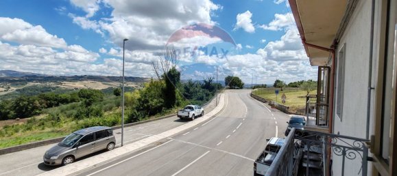 10غرفة منزل في Campolattaro, Italy رقم 276684 18