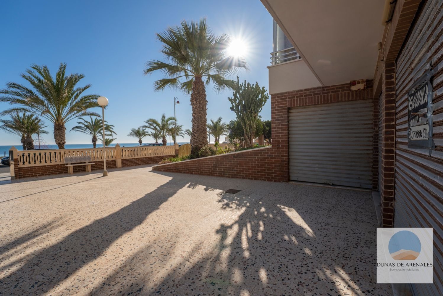  عقار تجاري في Alicante, Spain 130متر مربع رقم 135172