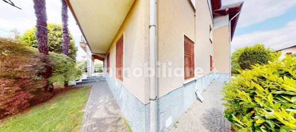 3 bedrooms Villa in Castiglione Olona, Italy No. 133526 9