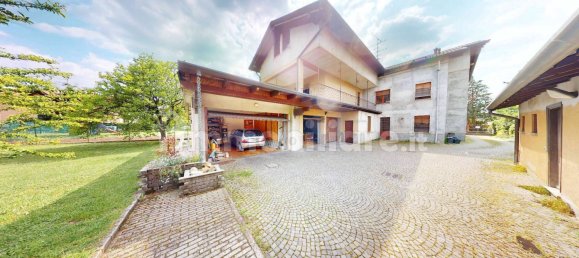 3 bedrooms Villa in Castiglione Olona, Italy No. 133526 7