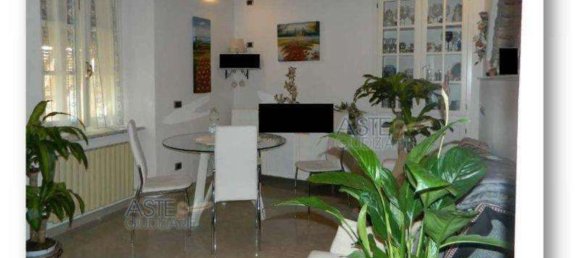 6 rooms Apartment in Seravezza, Italy No. 258690 9