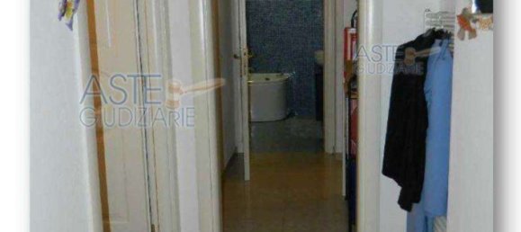 6 rooms Apartment in Seravezza, Italy No. 258690 10