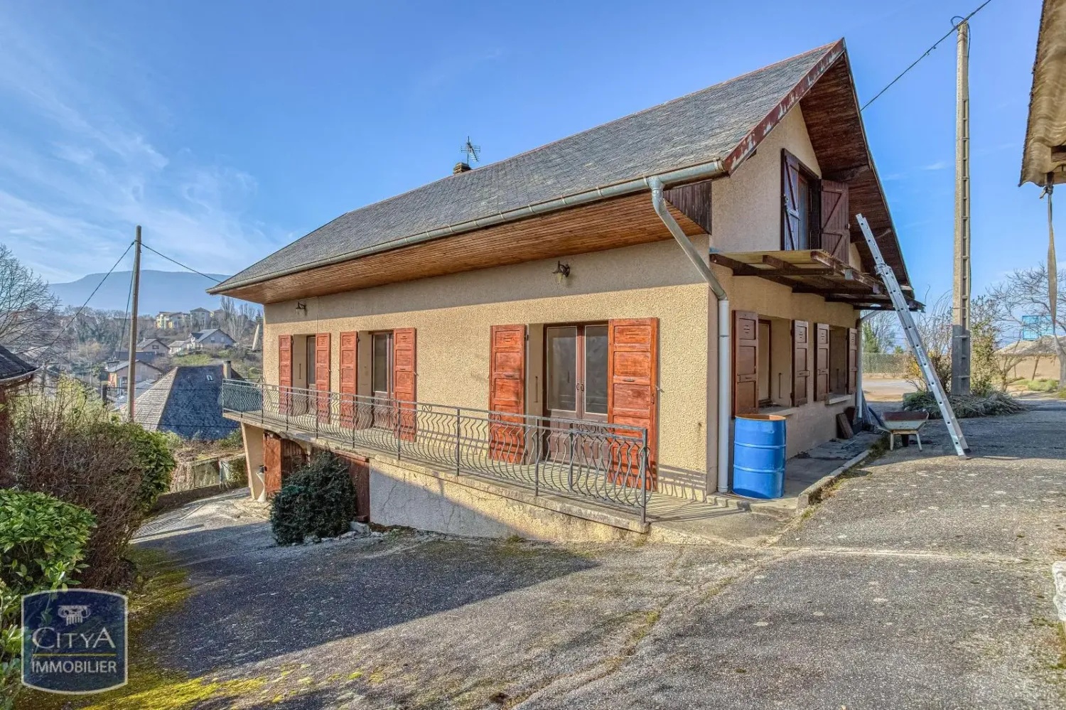 Casa de 6 divisões em Chambery, France N.º 201497