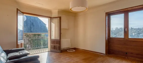 Casa de 6 divisões em Chambery, France N.º 201497 2