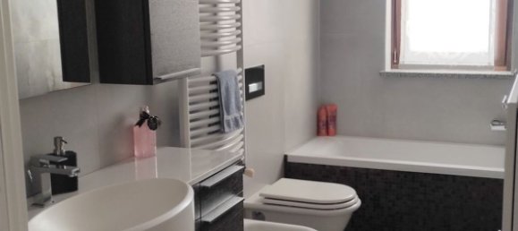 Apartamento de 7 dormitorios en Volpiano, Italy No. 373597 22