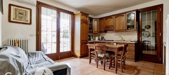 3 rooms Apartment in Ravenna, Italy No. 101852 5