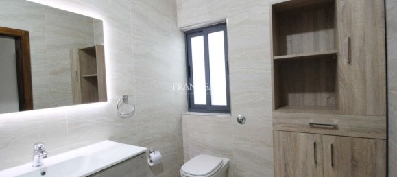 3 chambres Penthouse à Swieqi, Malta No. 9486 8