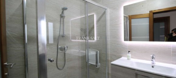 3 chambres Penthouse à Swieqi, Malta No. 9486 7