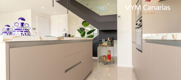 3 bedrooms Villa in Golf Bahia, Spain No. 3587 20