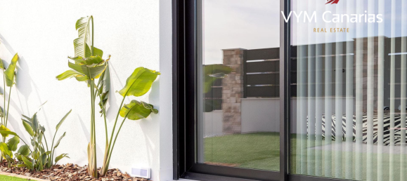 3 bedrooms Villa in Golf Bahia, Spain No. 3587 6