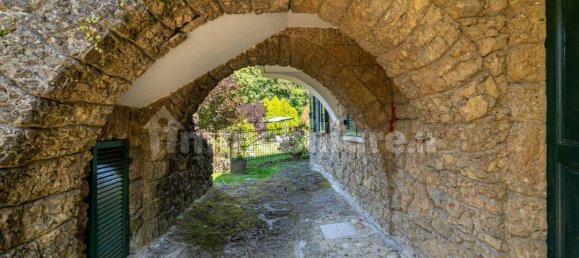 5 bedrooms Villa in Savignone, Italy No. 302356 10