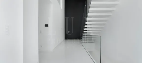 6 bedrooms House in Almada, Portugal No. 142358 13