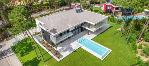 6 bedrooms House in Almada, Portugal No. 142358 3