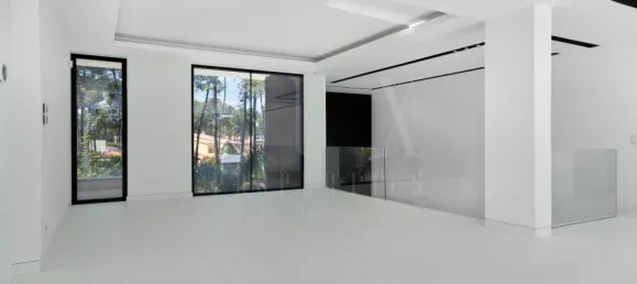 6 bedrooms House in Almada, Portugal No. 142358 15