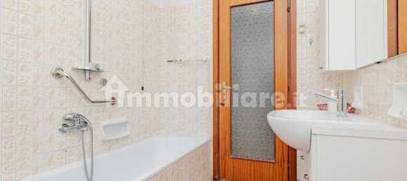 2 Schlafzimmer Wohnung in Parabiago, Italy, Nr. 267377 43