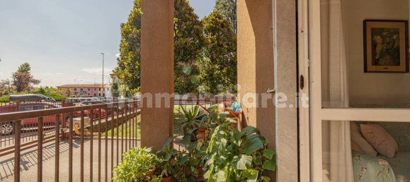 2 Schlafzimmer Wohnung in Parabiago, Italy, Nr. 267377 12