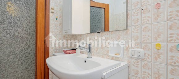 2 Schlafzimmer Wohnung in Parabiago, Italy, Nr. 267377 44