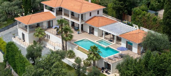 4 bedrooms Villa in Chateauneuf-Grasse, France No. 665 10