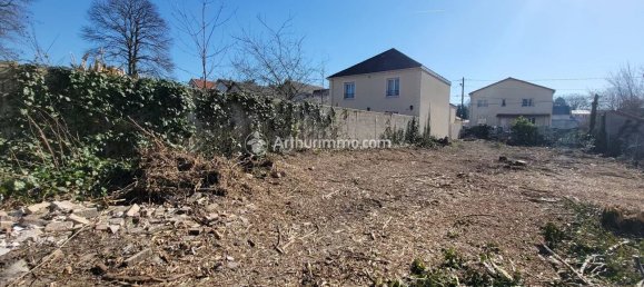Land in Sarcelles, France No. 121602 6