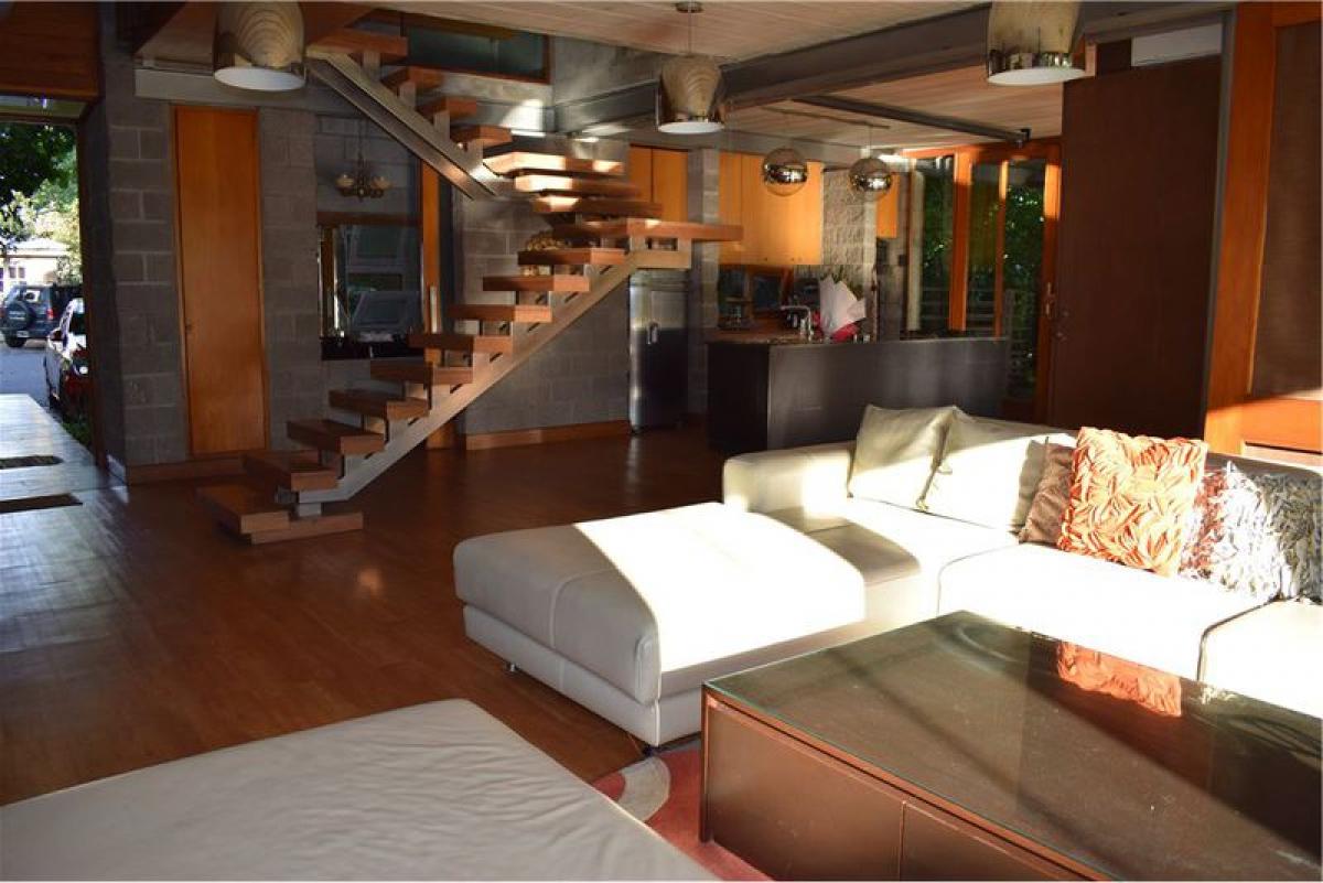 4 bedrooms House in Tigre, Argentina No. 64458