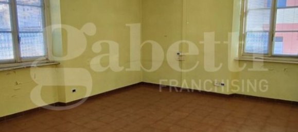 Oficina en Biella, Italy 1728 m² No. 165258 17