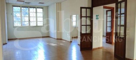 Oficina en Biella, Italy 1728 m² No. 165258 15