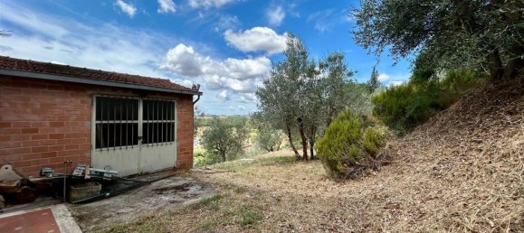 4 rooms Apartment in Deruta, Italy No. 277906 4