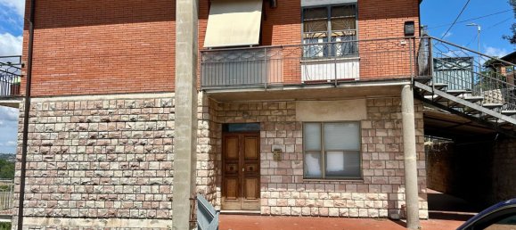 4 rooms Apartment in Deruta, Italy No. 277906 2