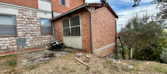 4 rooms Apartment in Deruta, Italy No. 277906 6