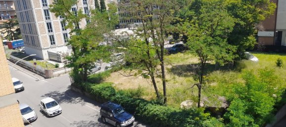 4-salle Appartement à Terni, Italy No. 283810 17