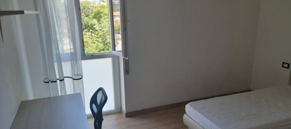 4-salle Appartement à Terni, Italy No. 283810 5
