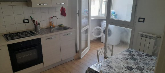 4-salle Appartement à Terni, Italy No. 283810 11