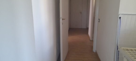 4-salle Appartement à Terni, Italy No. 283810 3