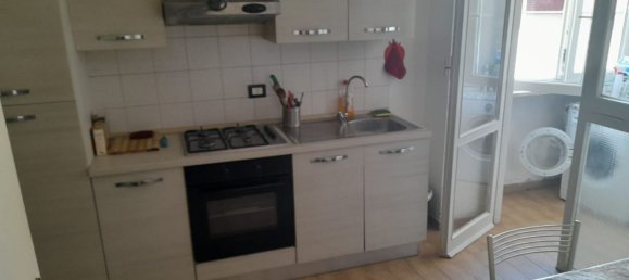 4-salle Appartement à Terni, Italy No. 283810 10