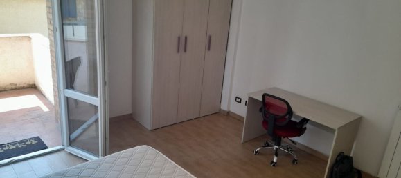 4-salle Appartement à Terni, Italy No. 283810 14
