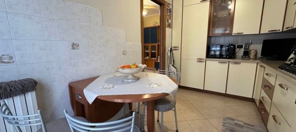 3-Zimmer Wohnung in Limbiate, Italy, Nr. 334577 6