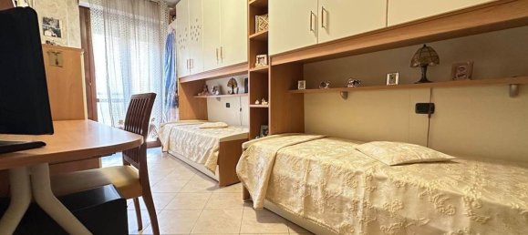 3-Zimmer Wohnung in Limbiate, Italy, Nr. 334577 11