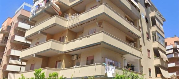4 rooms Apartment in Nettuno, Italy No. 13318 49