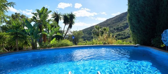 2 bedrooms Villa in Estepona, Spain No. 2867 17