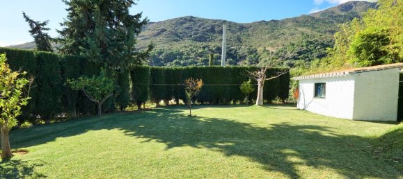 2 bedrooms Villa in Estepona, Spain No. 2867 2