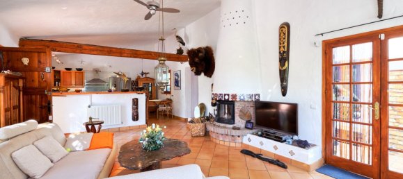 2 bedrooms Villa in Estepona, Spain No. 2867 27