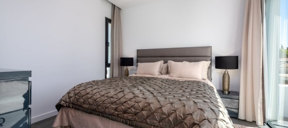 4 Schlafzimmer Villa in Estepona, Spain, Nr. 121151 12