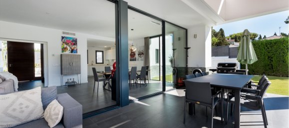 4 Schlafzimmer Villa in Estepona, Spain, Nr. 121151 43