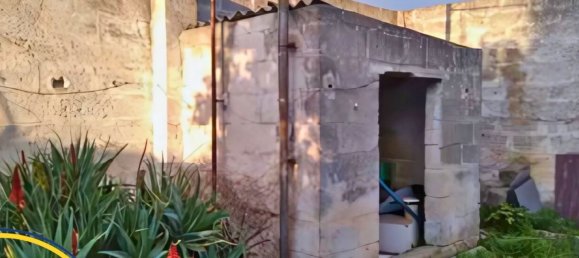 640m² Commercial property in Latiano, Italy No. 185670 41