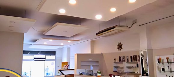 640m² Commercial property in Latiano, Italy No. 185670 15