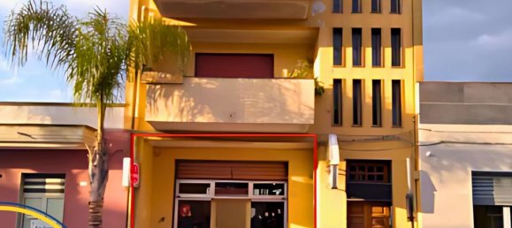 640m² Commercial property in Latiano, Italy No. 185670 5