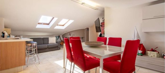 3 rooms Apartment in Cagliari, Italy No. 263004 3