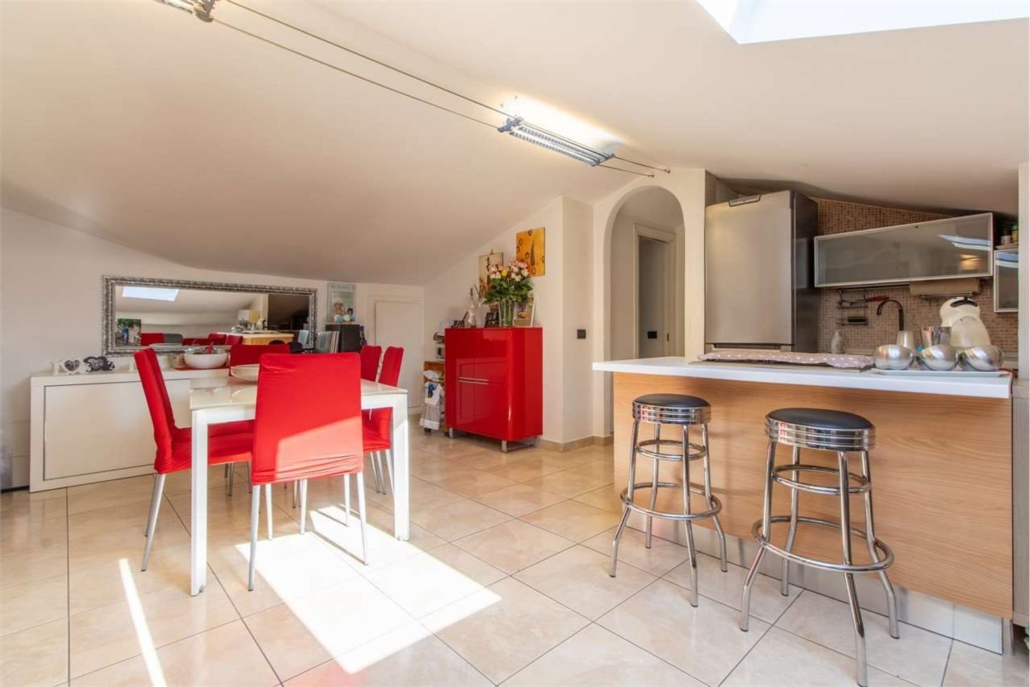 3 rooms Apartment in Cagliari, Italy No. 263004